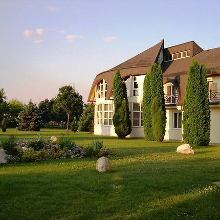 Hotel Ovit Keszthely Extérieur photo