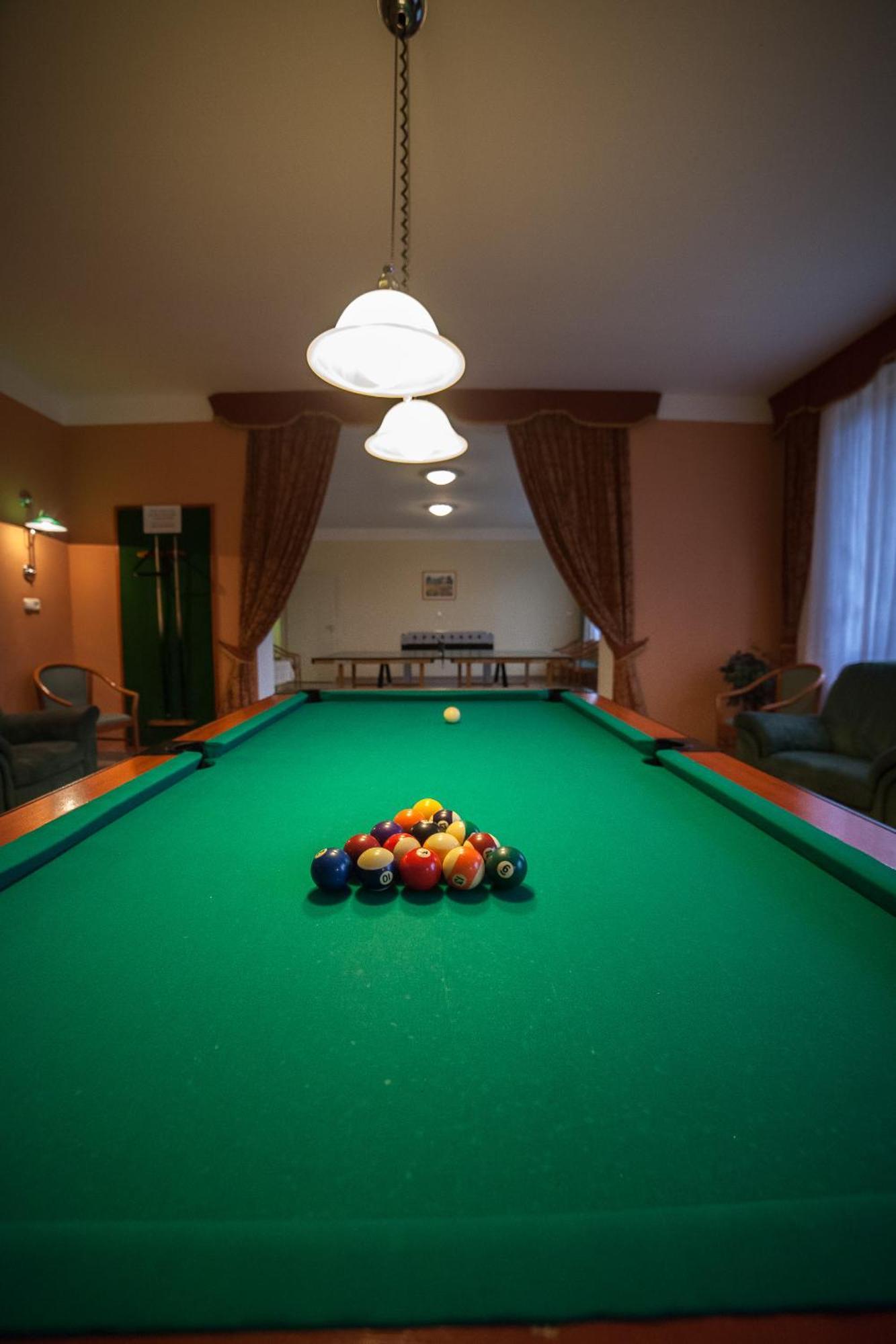 Hotel Ovit Keszthely Extérieur photo